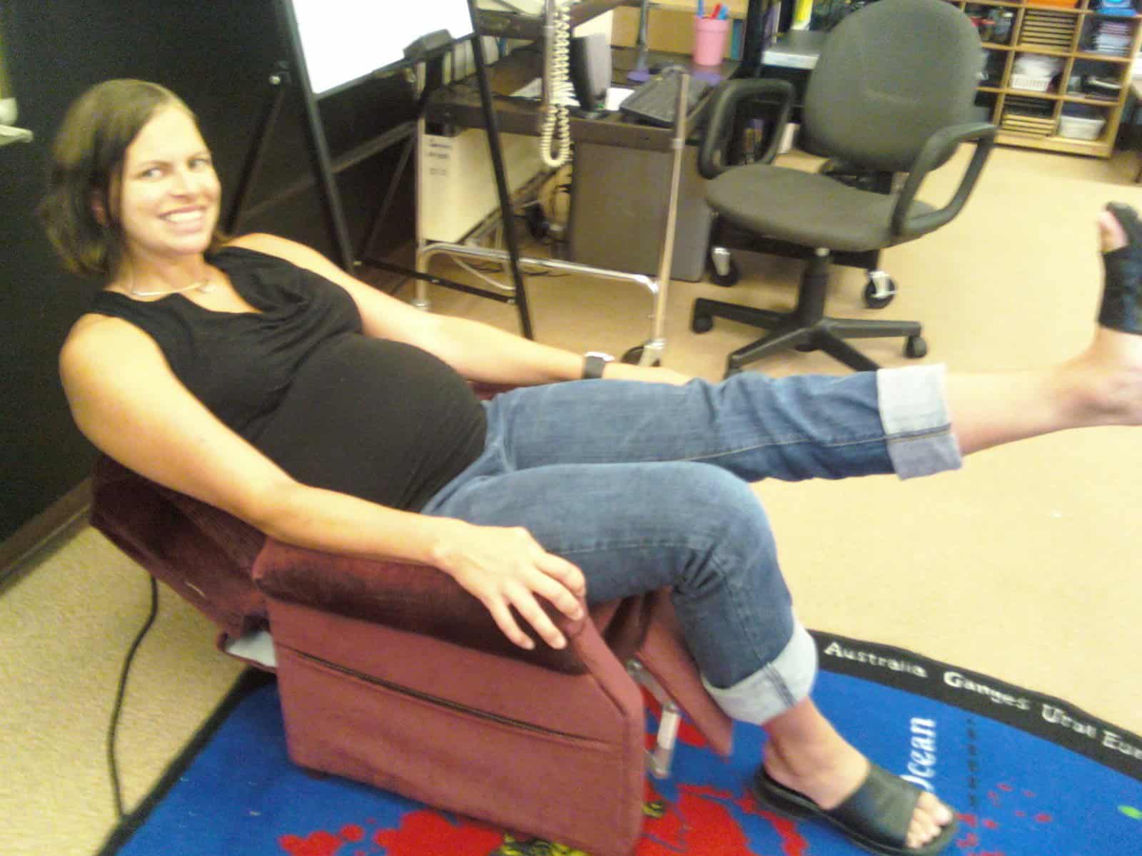 Totally Pregnant and Kicking It